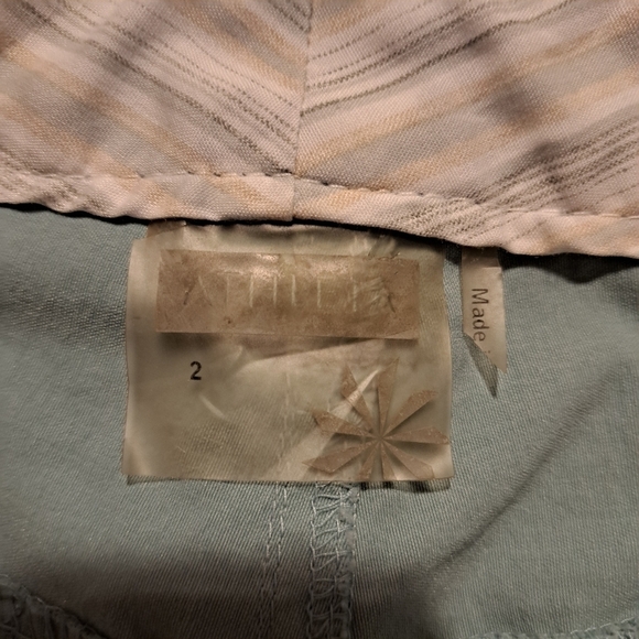 Athleta womens size 2 shorts light green sage - Picture 2 of 9